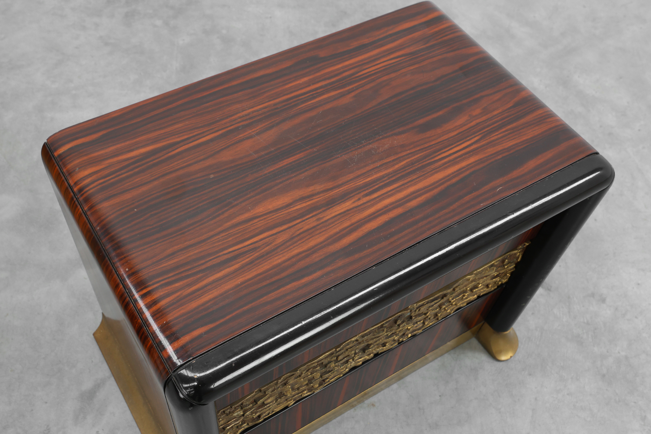 Rare Set of nightstands by Luciano Frigerio 'Desir&egrave;' with brass relief, Italy 1970'sthumbnail